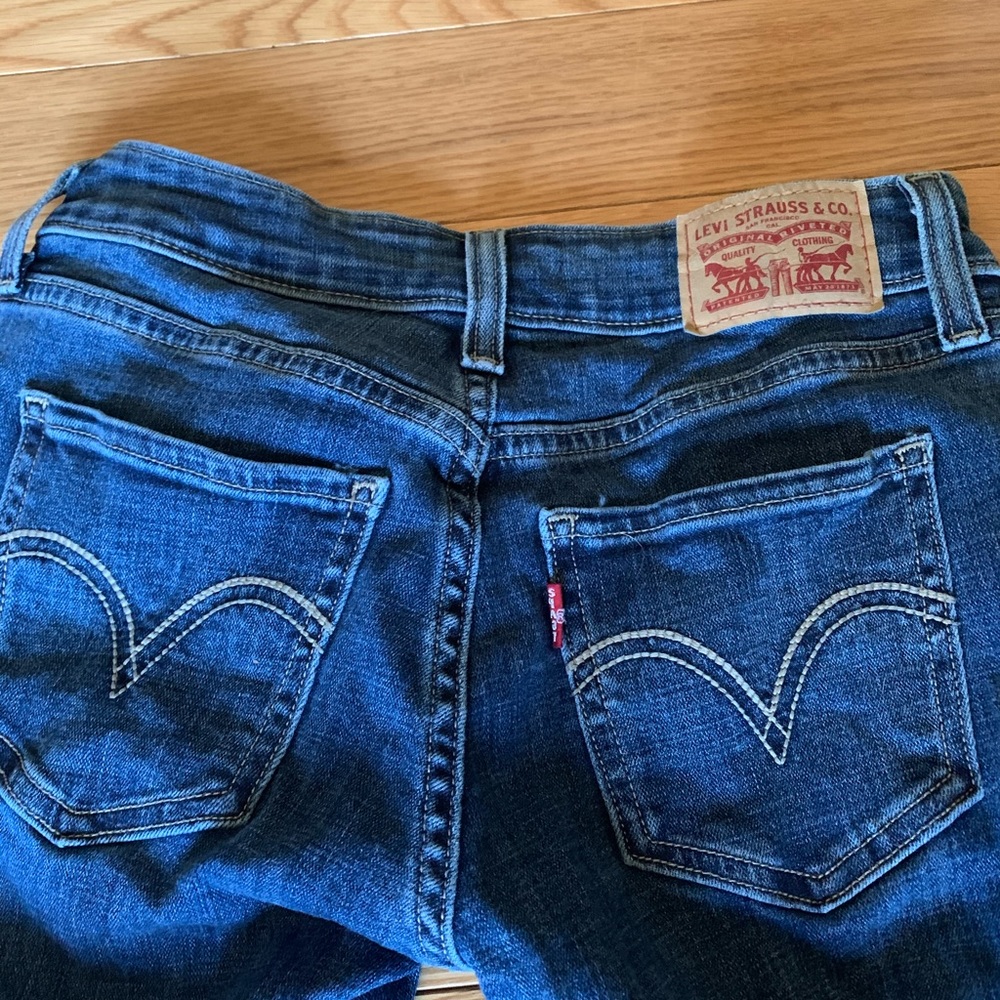 Levi jeans